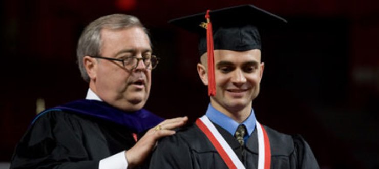 #caption3 Travis Mattingly-2009 WKU Minton Award Winner