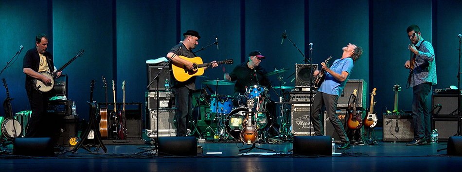 #caption3 Sam Bush Band, photo by Jeff Smith