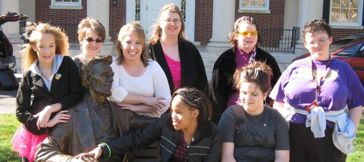 KAP participants with Abe Lincoln statue at WKU