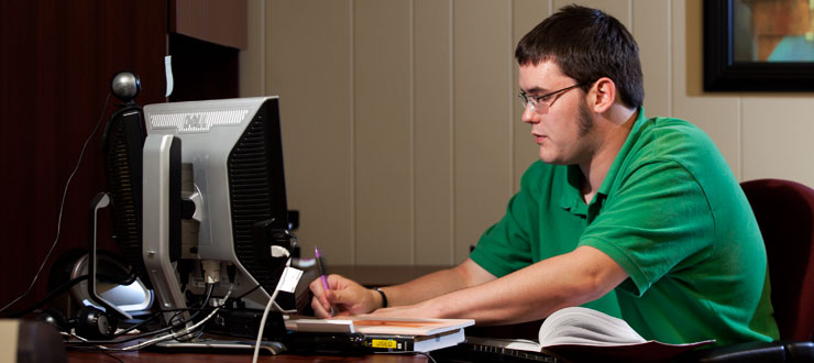 Students learning online teaching methods