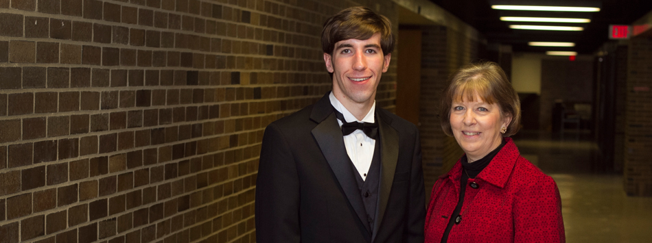 #caption6 Mitzi Groom Scholarship