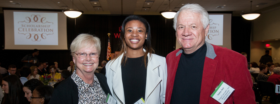 #caption4 Judy and Tommy Hunt meet Dee Givens, recipient of the Thomas R. and Judith L. Hunt Women’s Basketball Scholarship.