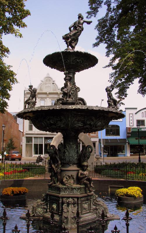 Bowling Green Fountain Square Fountain Bowling Green Fountain Square Fountain