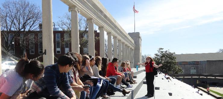 TRIO College Fair & Tour