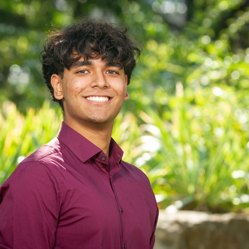 Gatton Academy Student Om Patel Receives Gates Scholarship