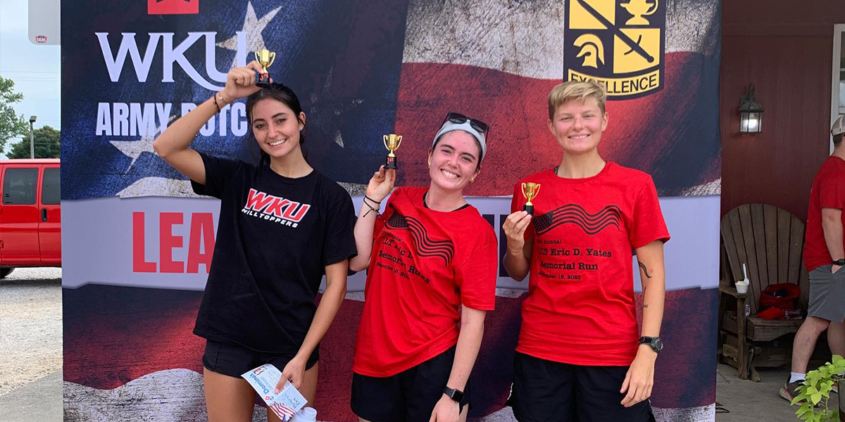 WKU ROTC LLC students after a race